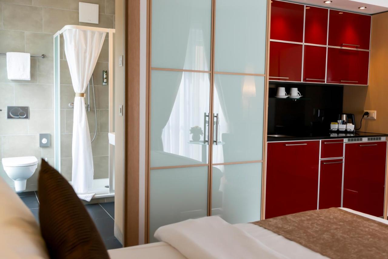 Otel Krone Unterstrass 4*