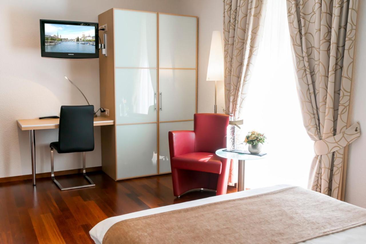 Krone Unterstrass Otel 4*