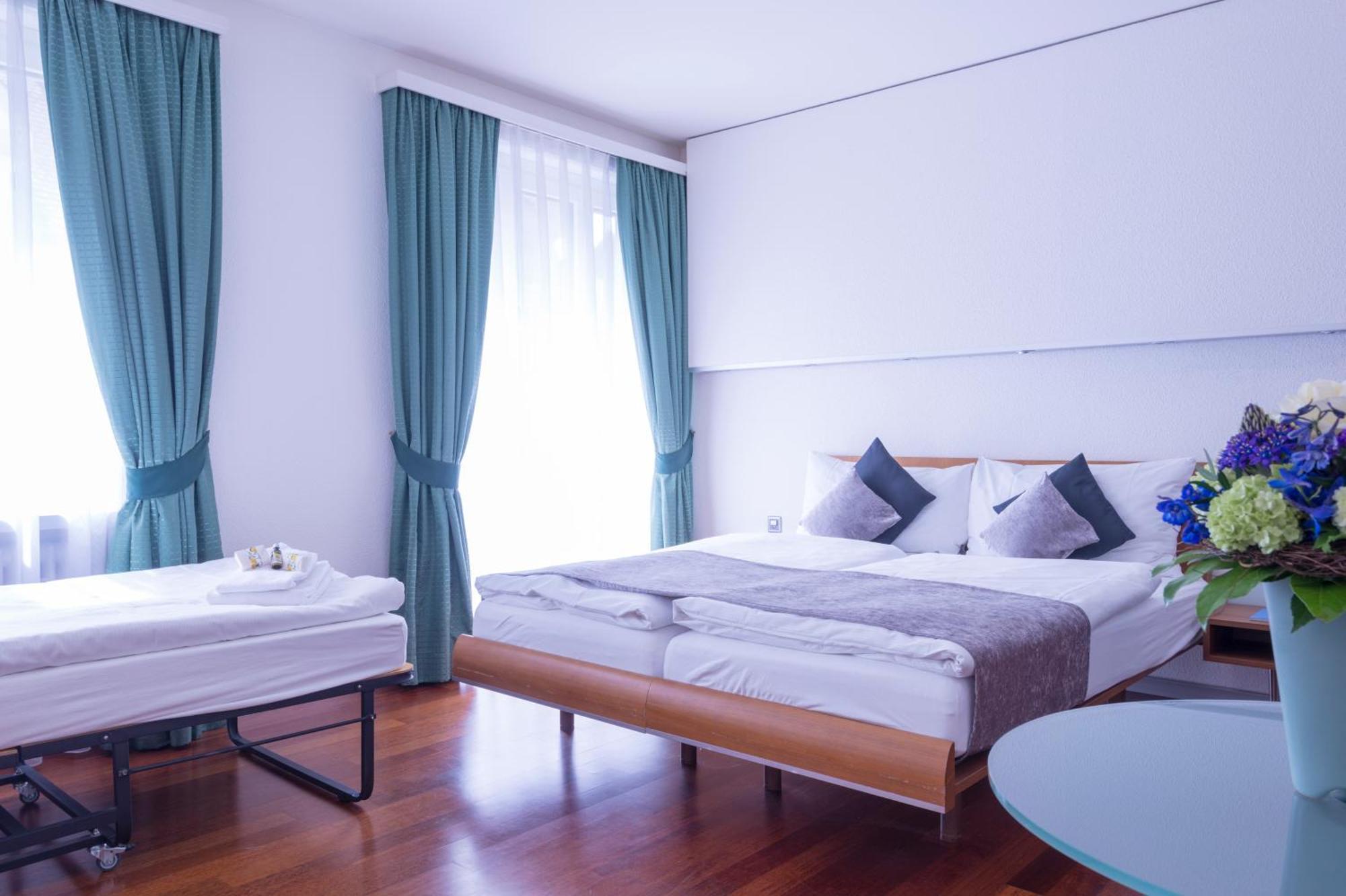 Krone Unterstrass Otel Zürih
