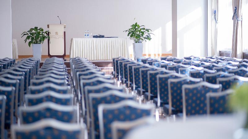 Krone Unterstrass Otel 4*